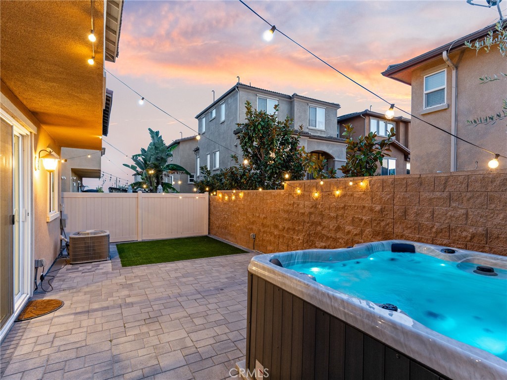 11819 Verona Lane
