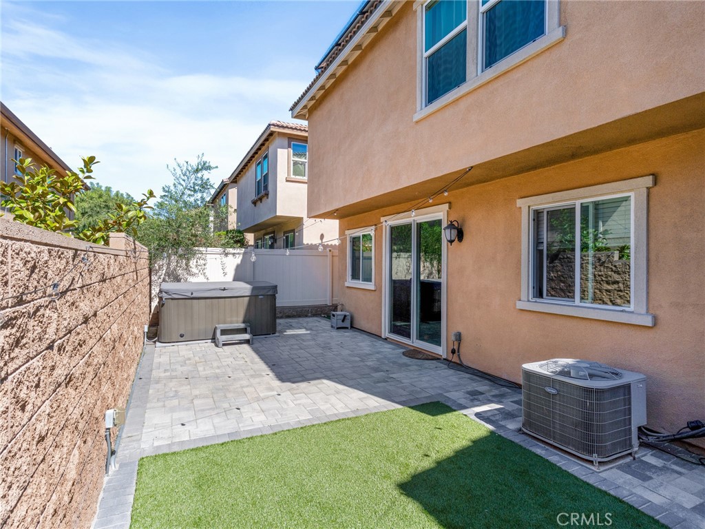 11819 Verona Lane