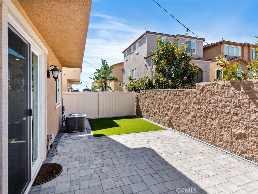 11819 Verona Lane