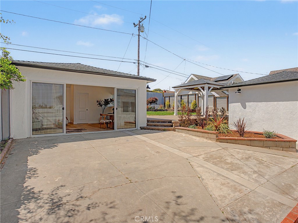 825 Bungalow Drive