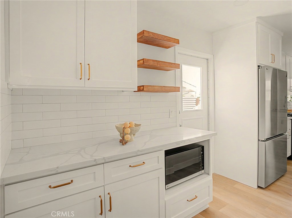 825 Bungalow Drive