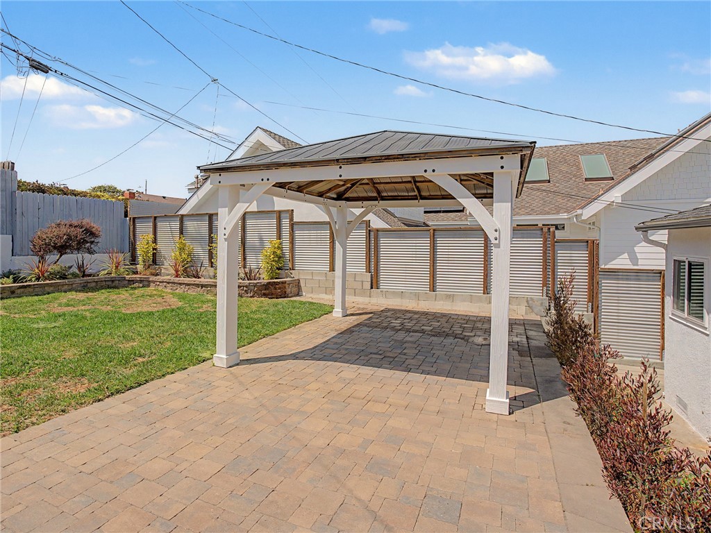 825 Bungalow Drive