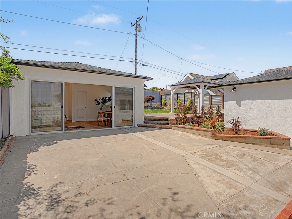 825 Bungalow Drive