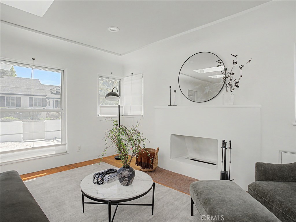 443 Loma Vista Street