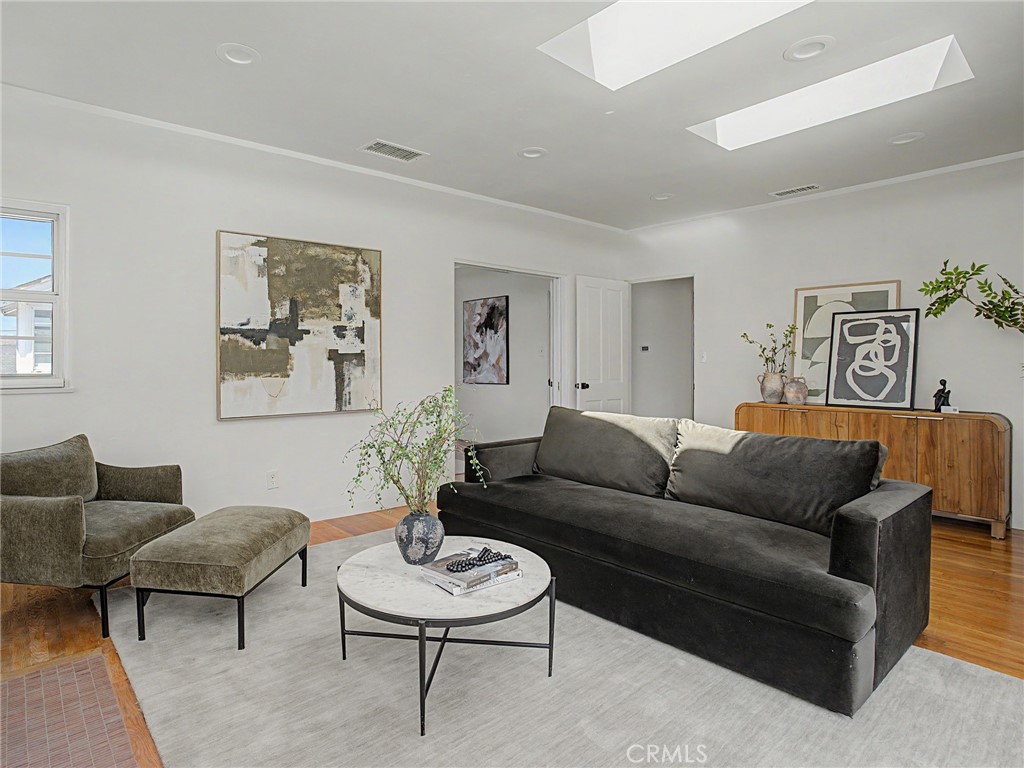 443 Loma Vista Street