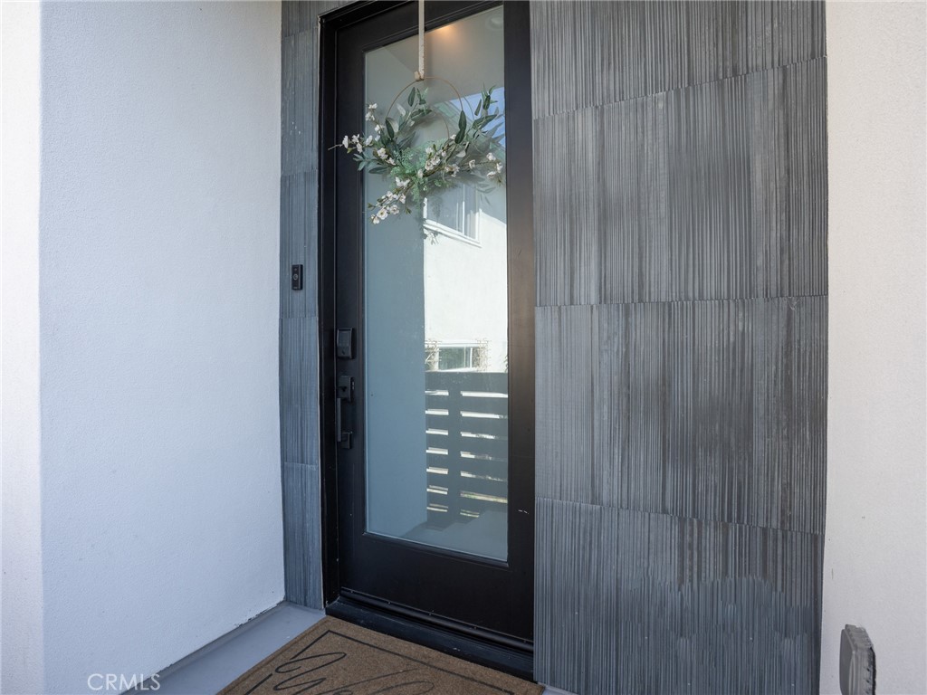 438 Sierra Street