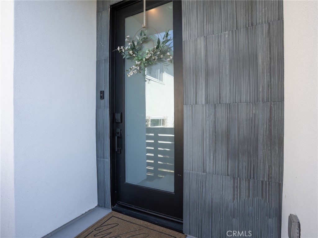 438 Sierra Street