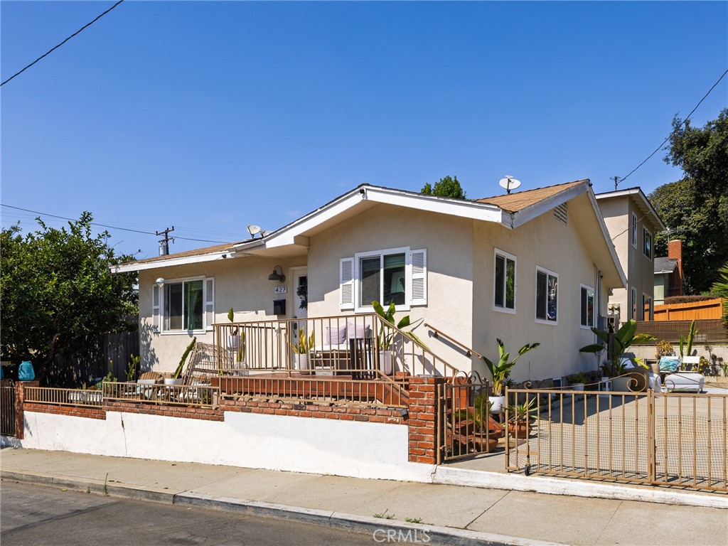 427 E Franklin Avenue
