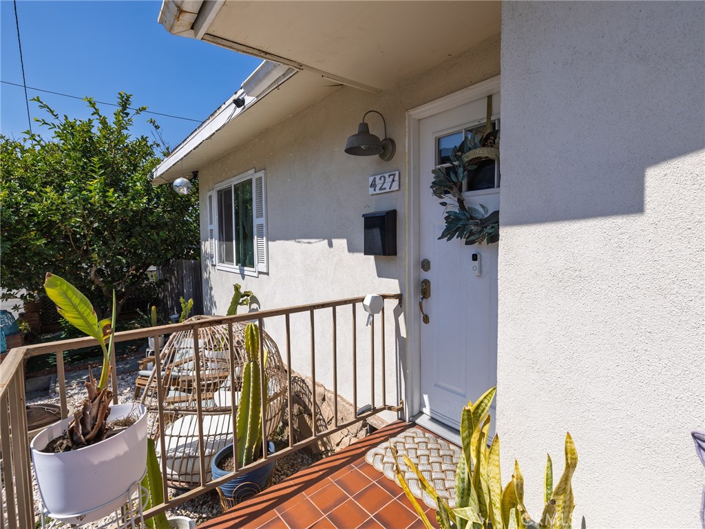 427 E Franklin Avenue
