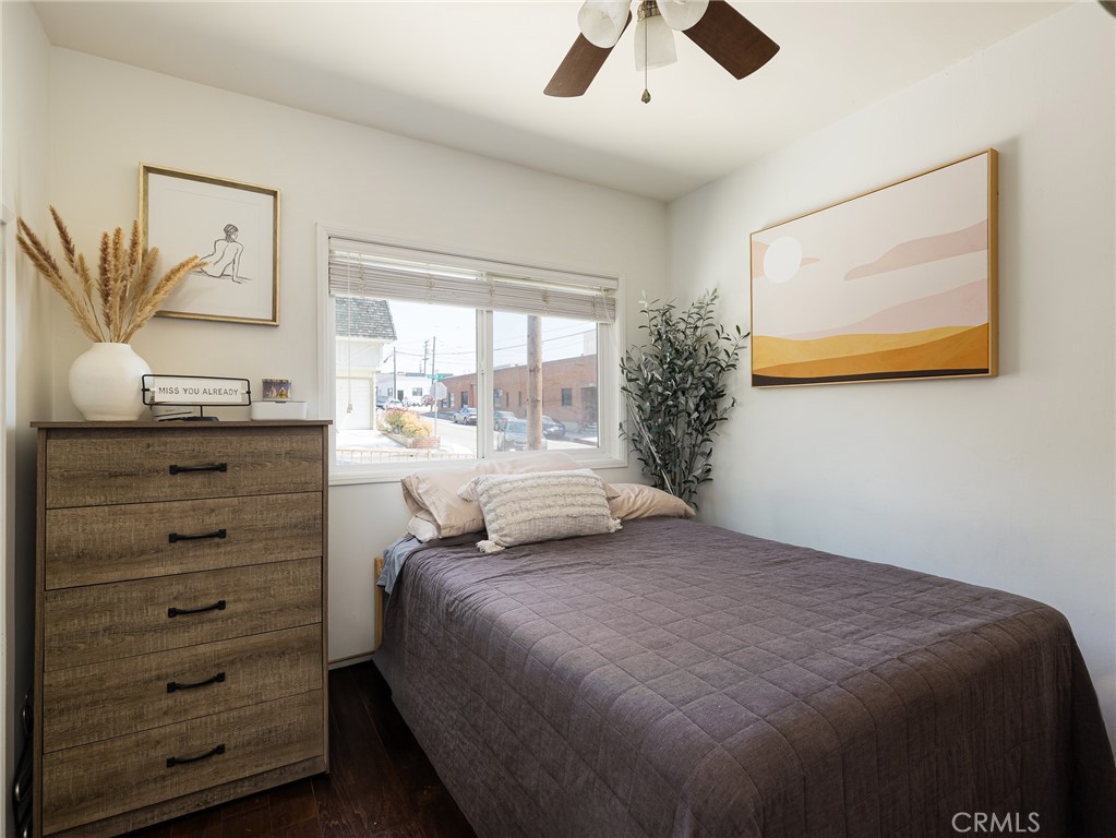 427 E Franklin Avenue