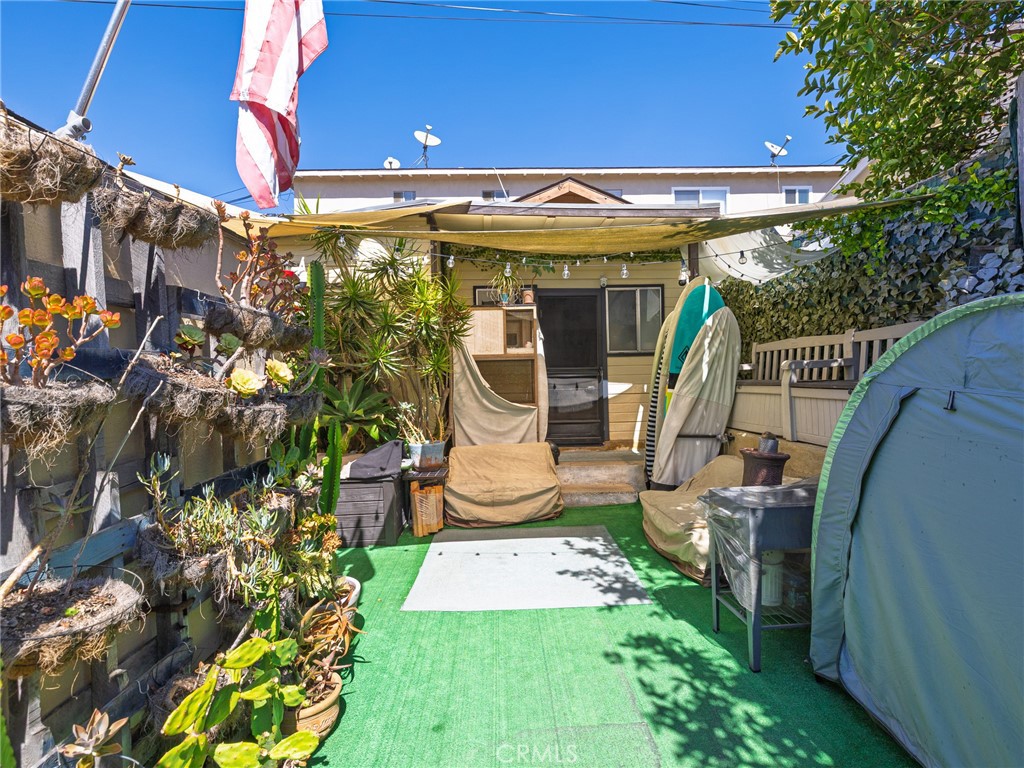 427 E Franklin Avenue