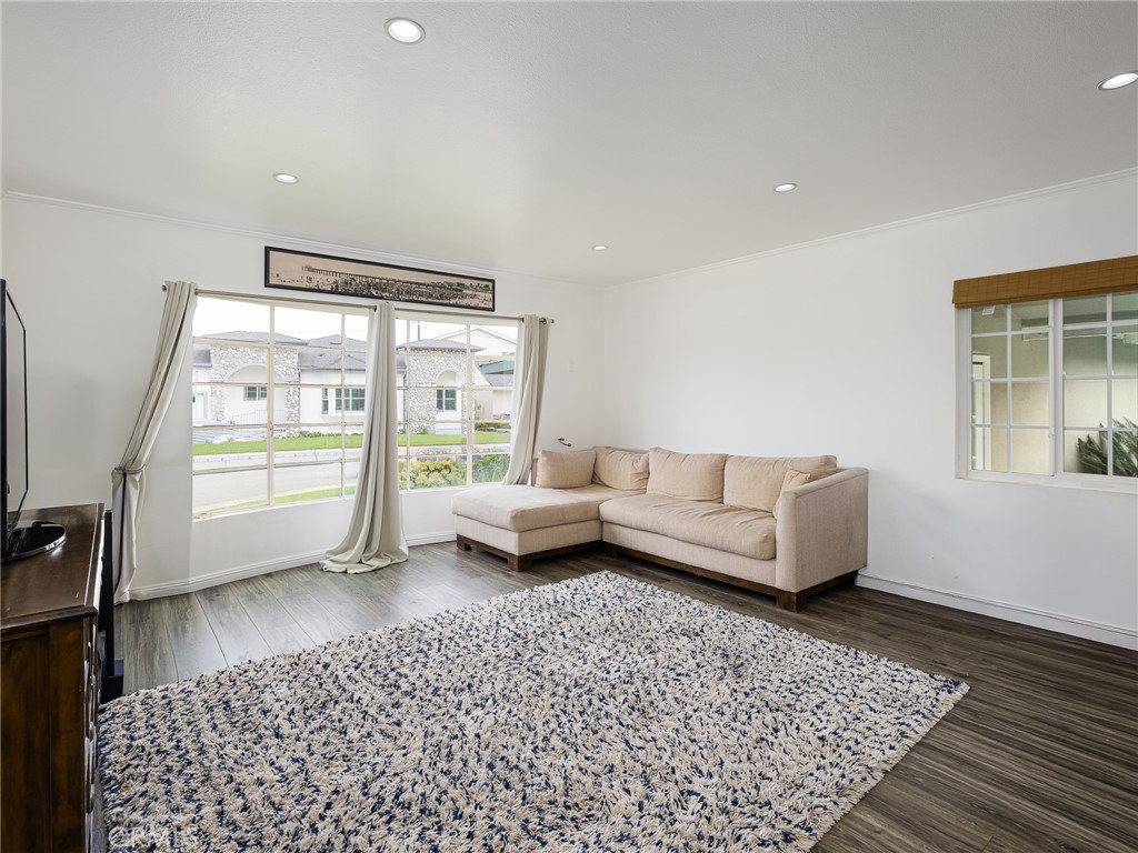 12509 Manor Drive
