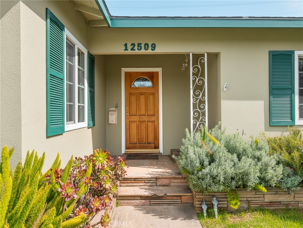 12509 Manor Drive