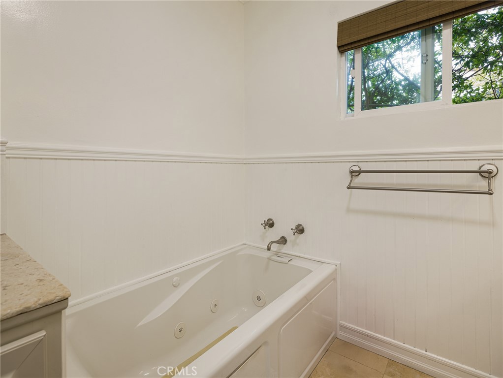 12509 Manor Drive