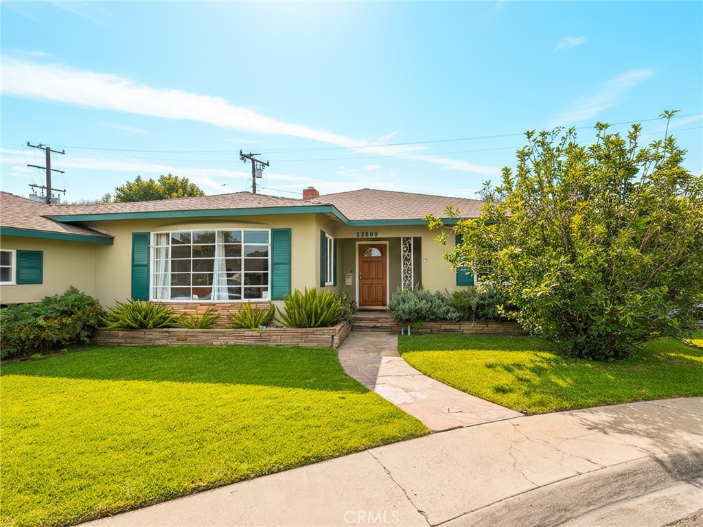 12509 Manor Drive