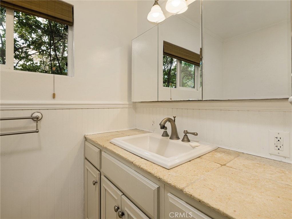 12509 Manor Drive