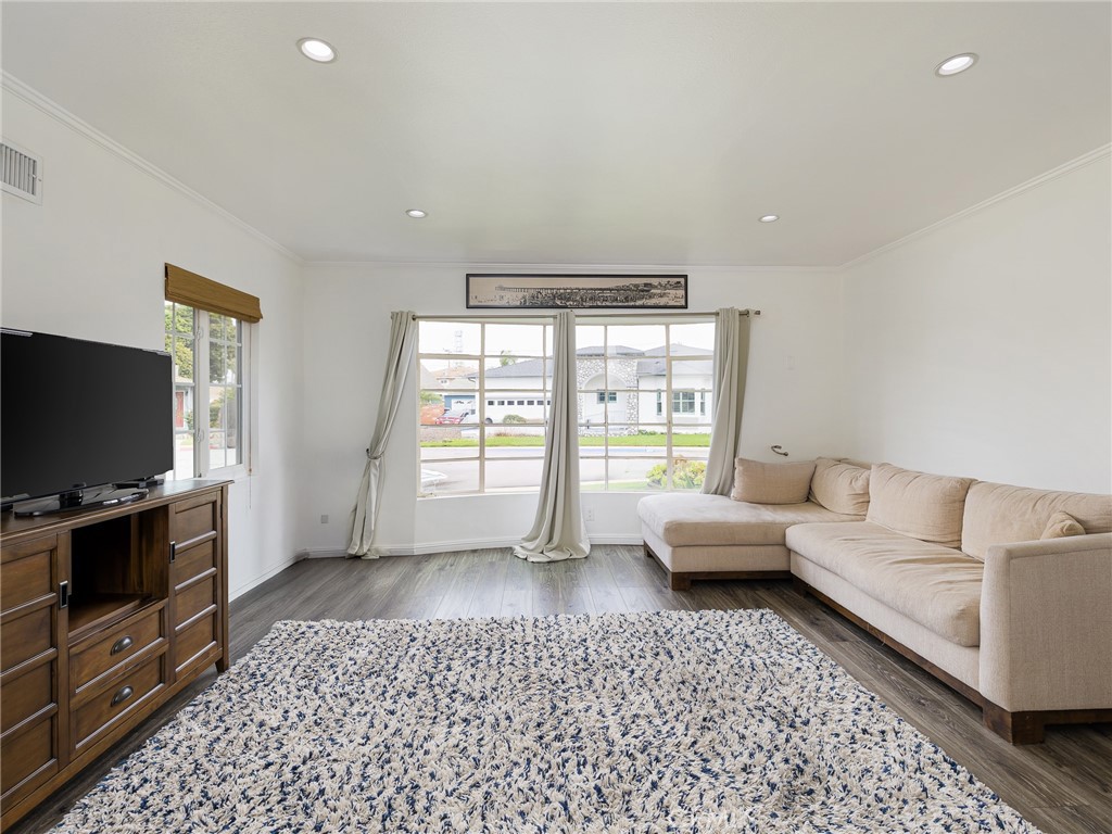 12509 Manor Drive