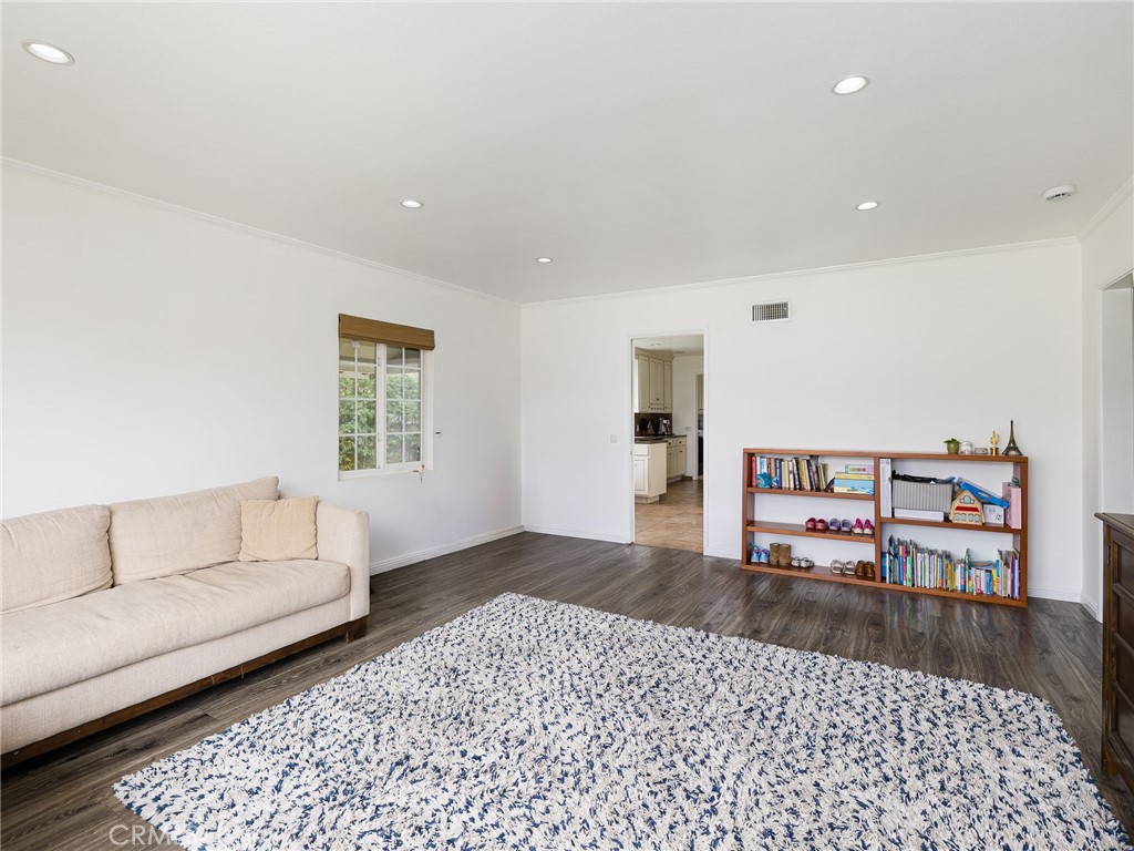12509 Manor Drive