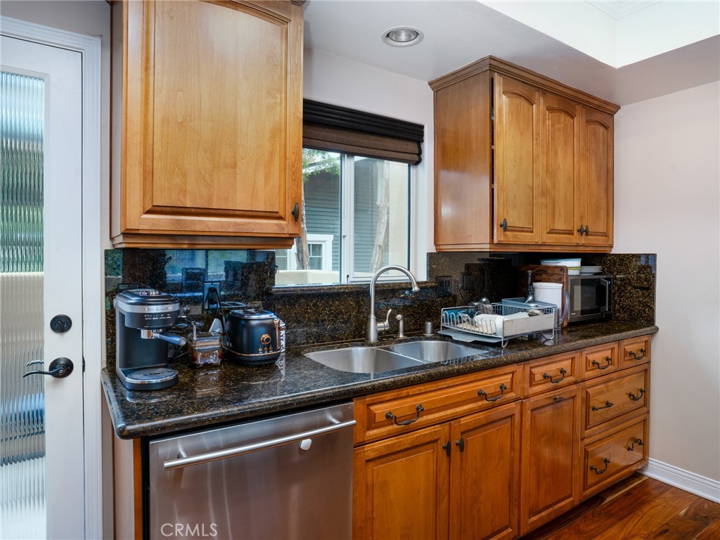 703 Main Street 2