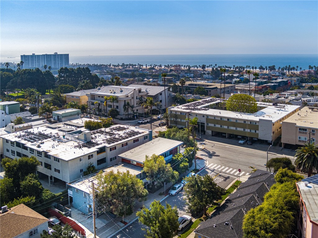 402 Pacific