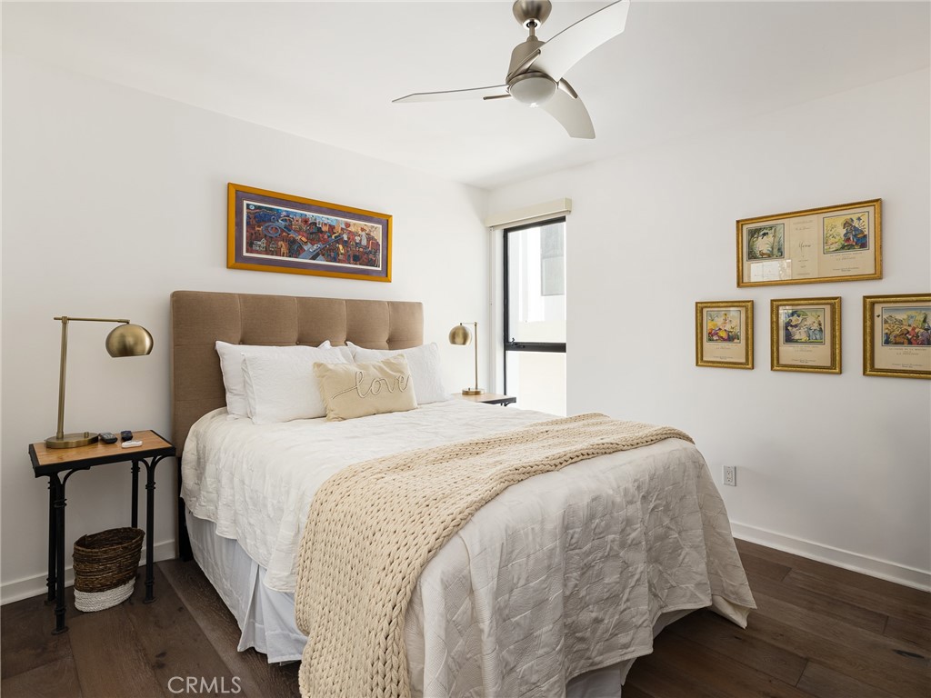 121 E Walnut