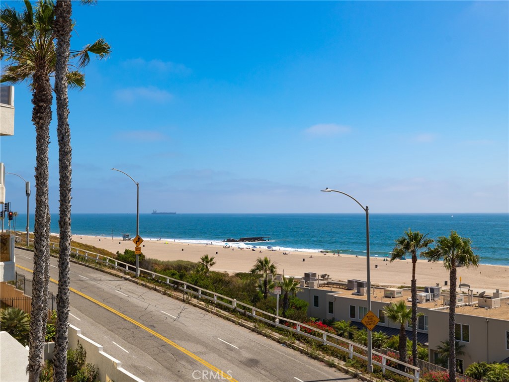 7331 Vista Del Mar Lane