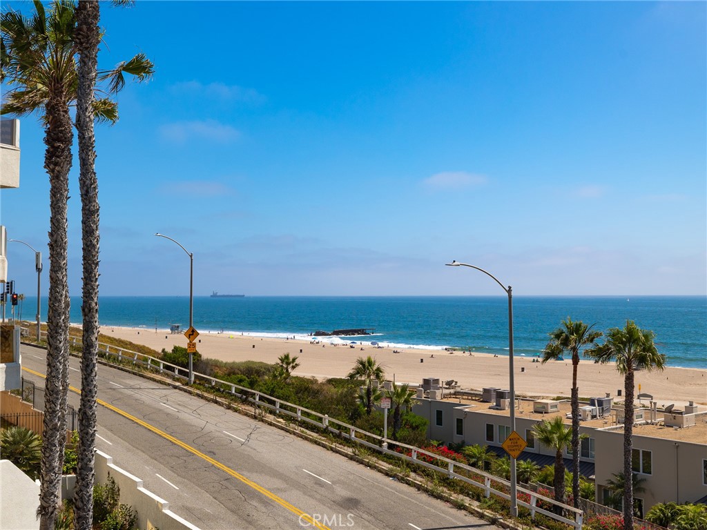7331 Vista Del Mar Lane