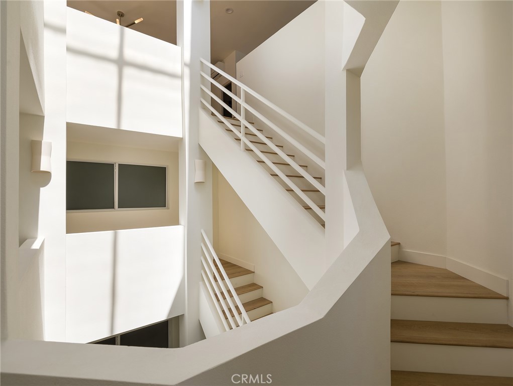 7331 Vista Del Mar Lane