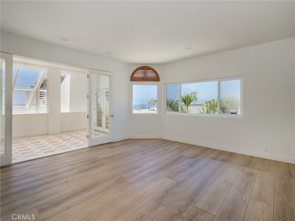 7331 Vista Del Mar Lane