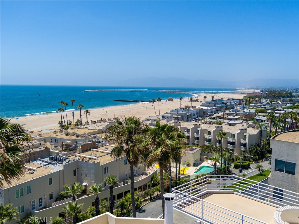 7331 Vista Del Mar Lane