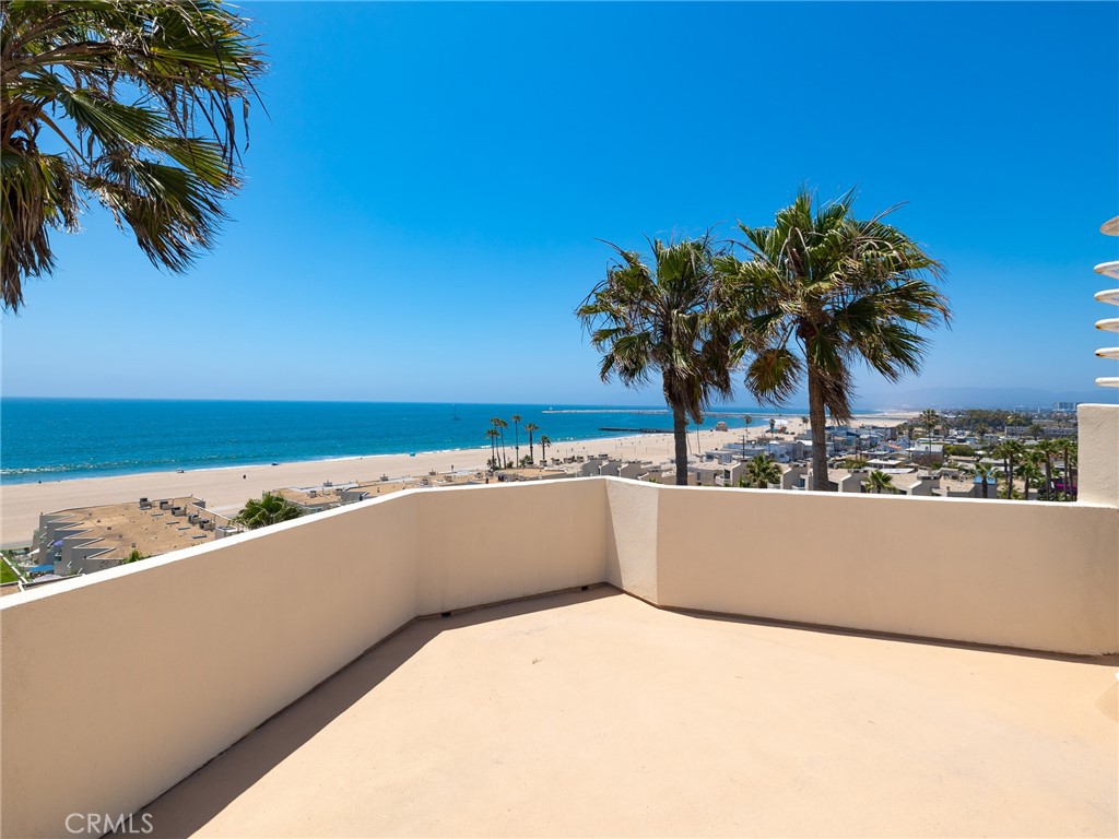 7331 Vista Del Mar Lane