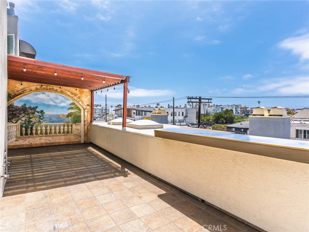 355 Pershing Drive B