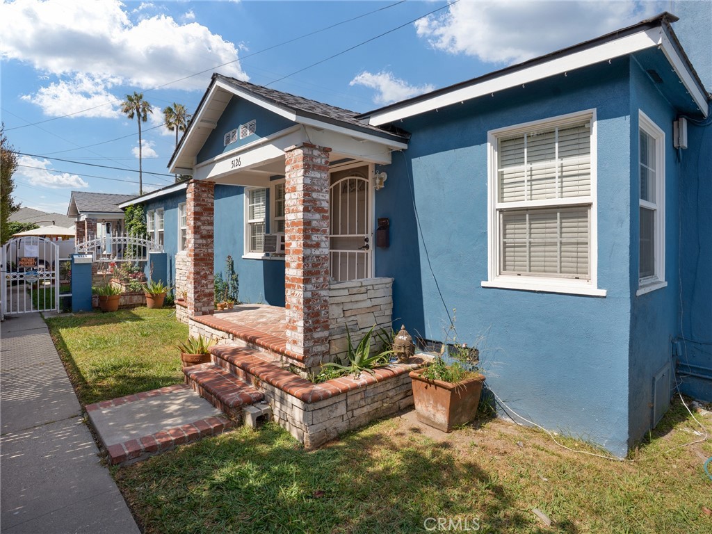 5126 W El Segundo Boulevard
