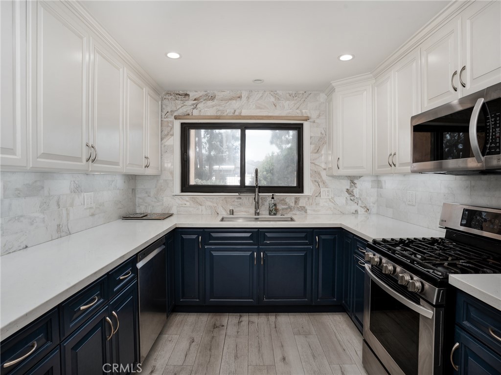 900 Cedar Street 111