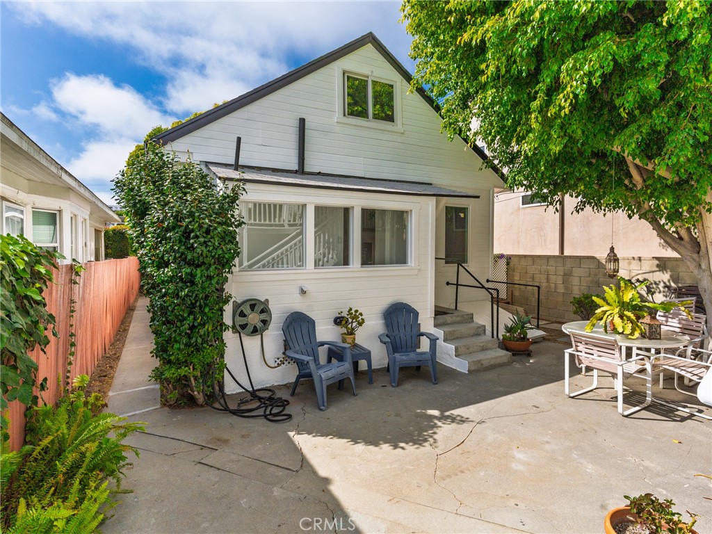 58 Ozone Ave