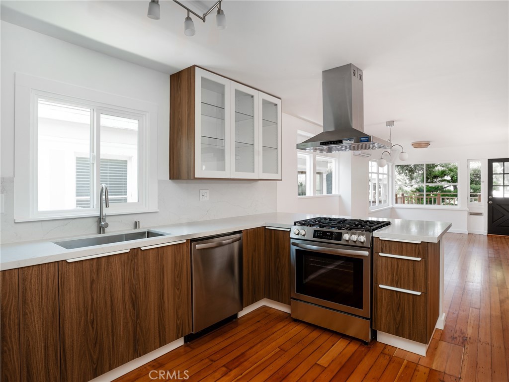 58 Ozone Ave
