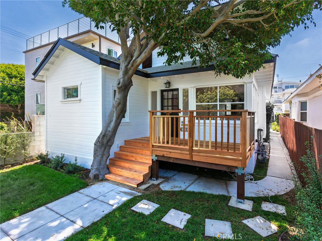 58 Ozone Ave