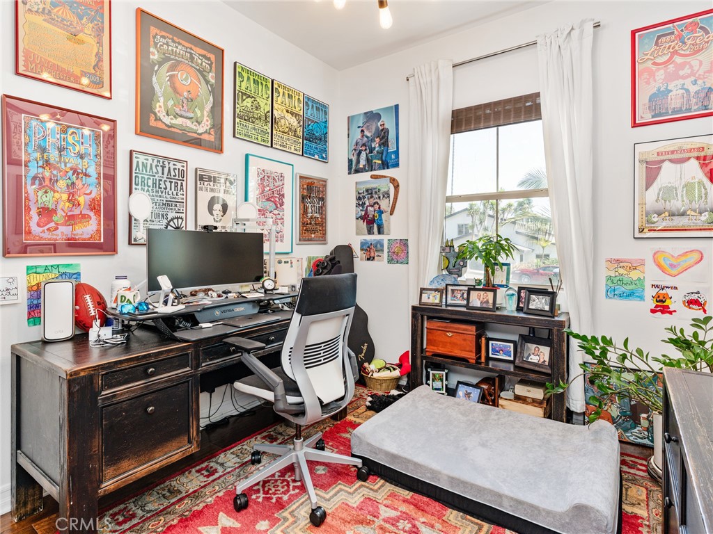 701 W Maple