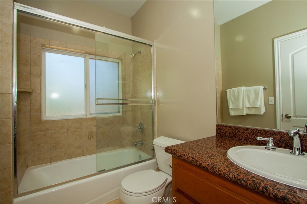 12108 S La Cienega