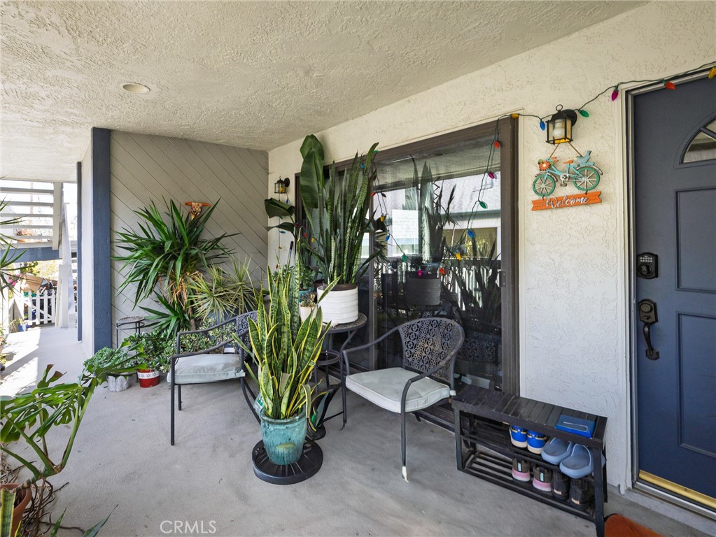 212 E Imperial Avenue E