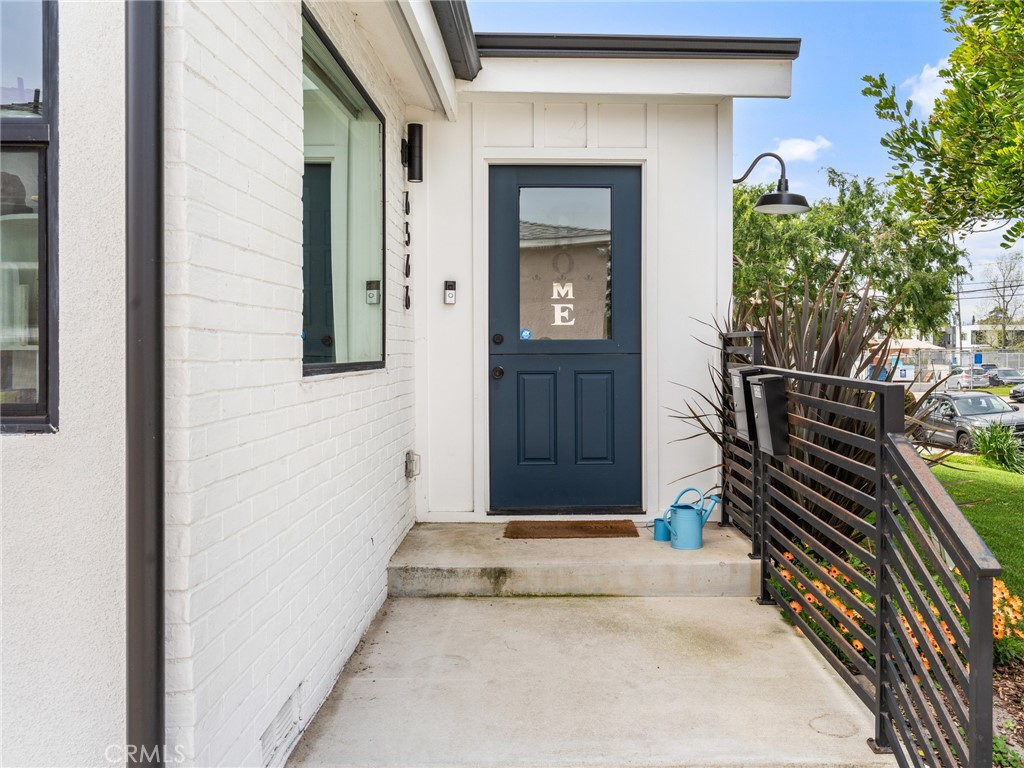 6566 W 85th Street