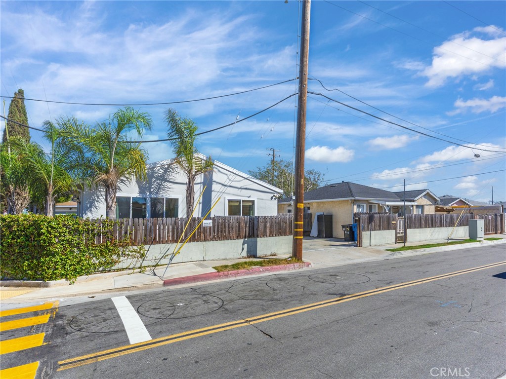 12808 Shoup Avenue