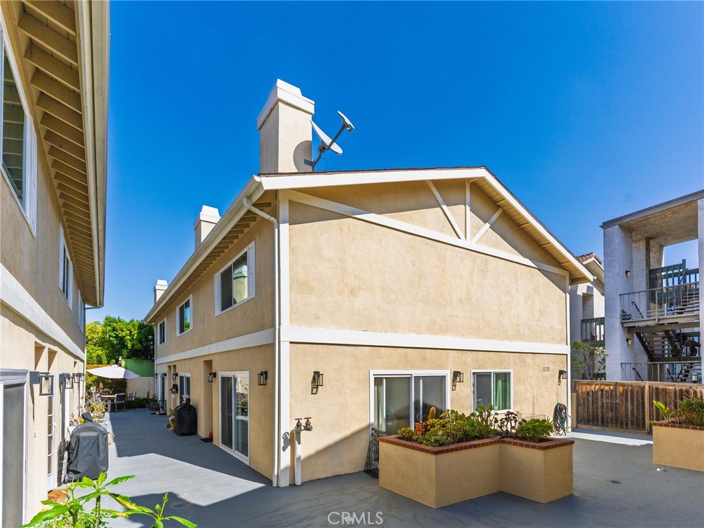 227 W Palm Avenue 3