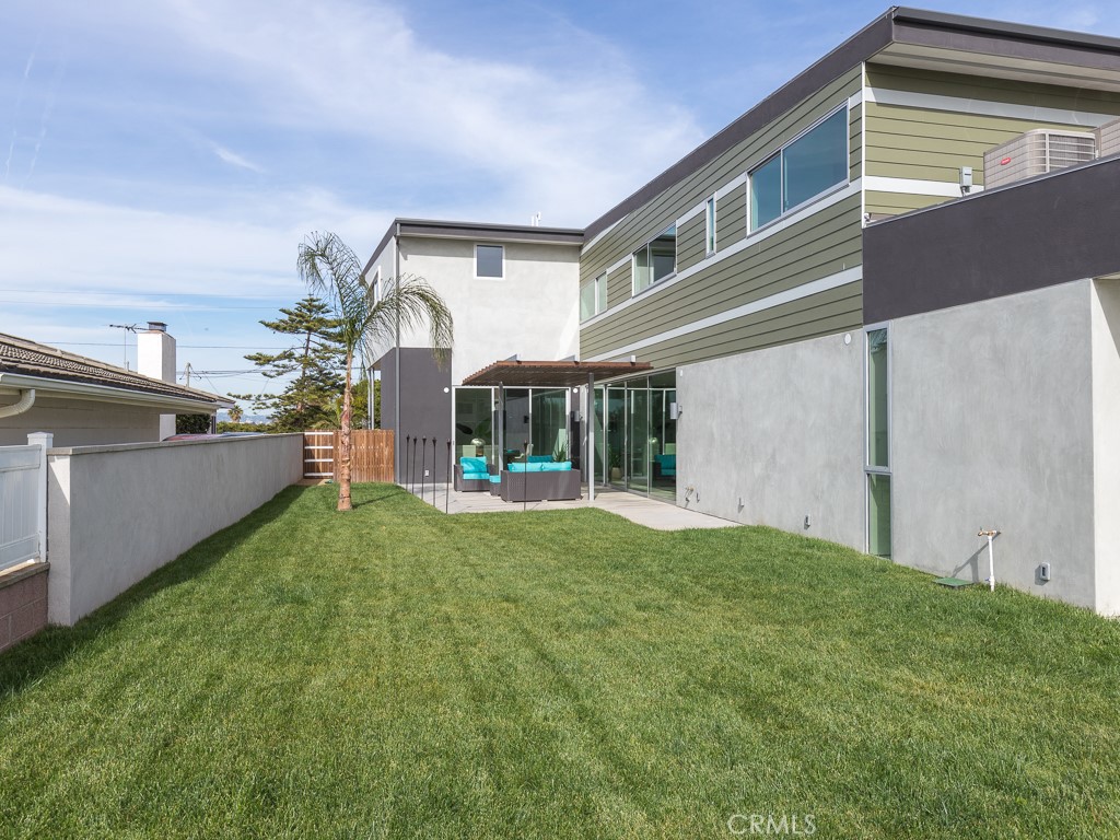 650 W Maple Avenue