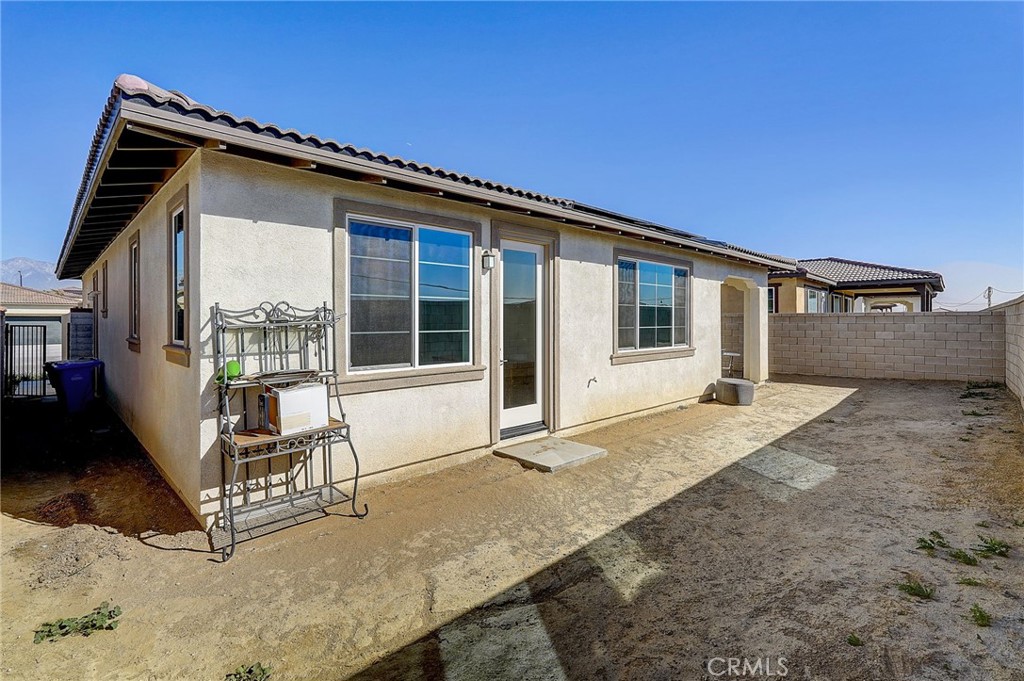 4020 E Amigos Privado