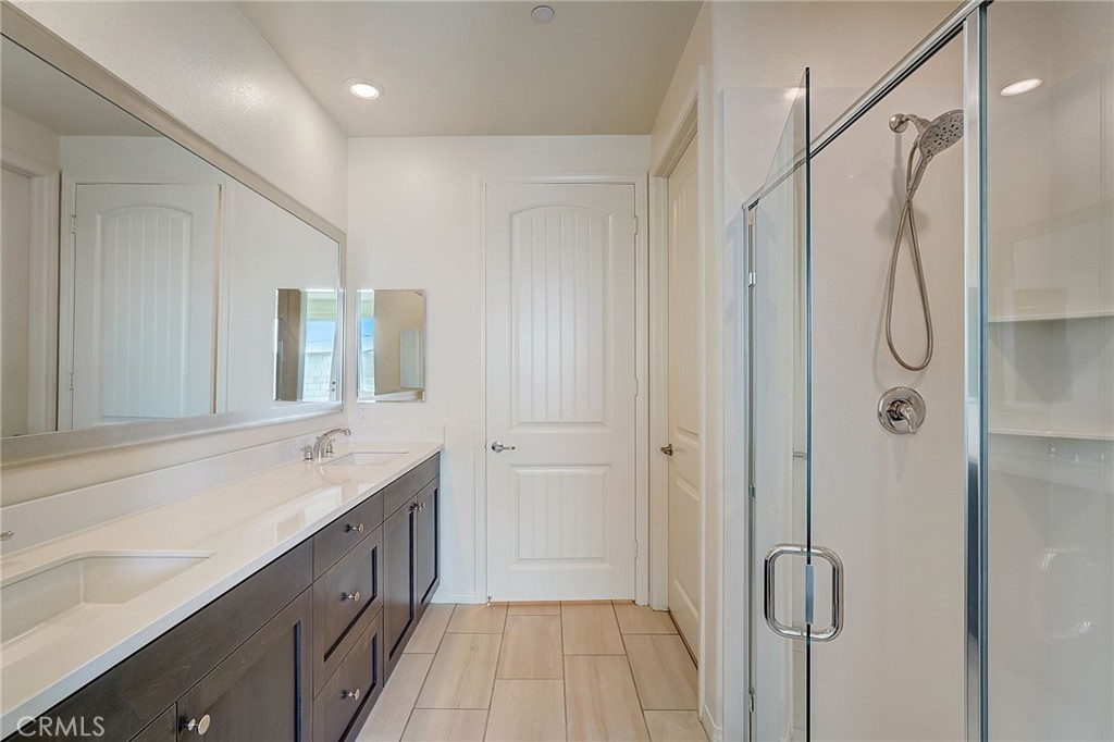 4020 E Amigos Privado