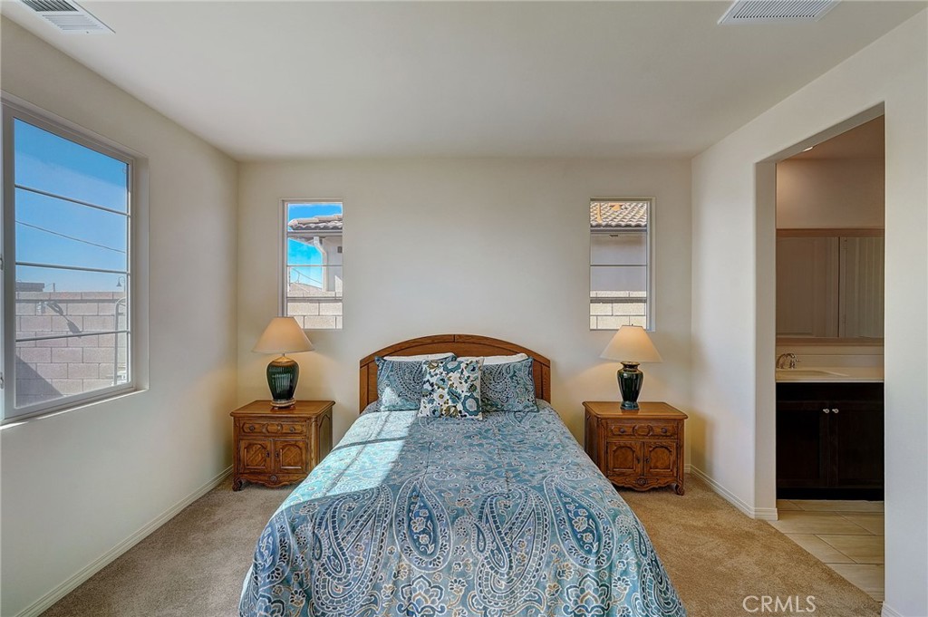 4020 E Amigos Privado