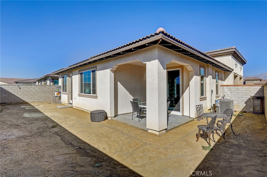 4020 E Amigos Privado