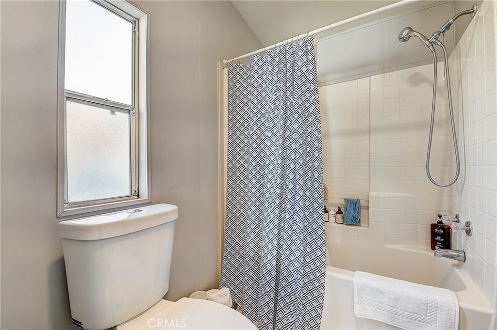 2770 W Lincoln Avenue 52