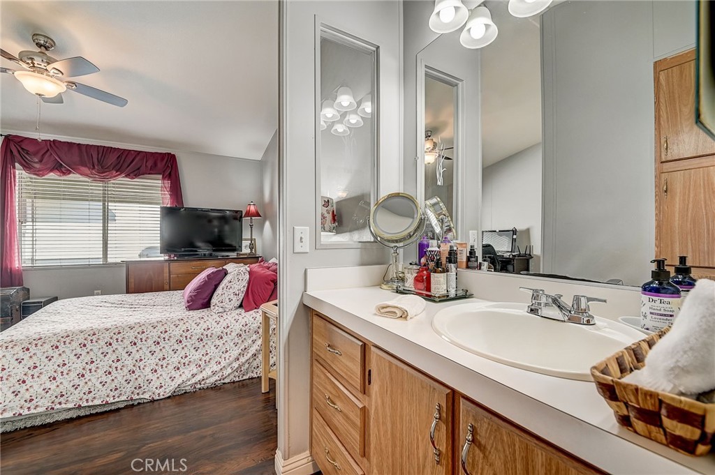 2770 W Lincoln Avenue 52